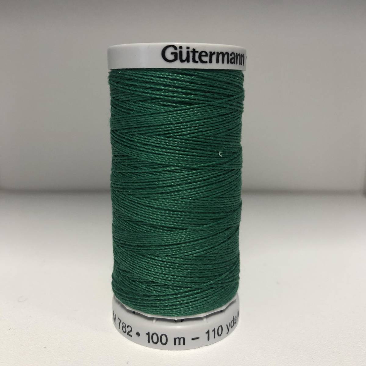 Col. 402 Grønn - Gütermann Ekstra Sterk (Bjørnetråd), 100m